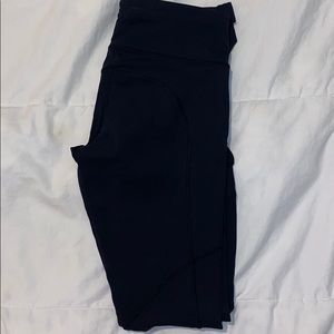 Black Lululemon Speed Up Leggings (size 4)